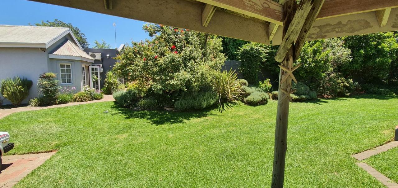 Acacia Westdene B&B Bloemfontein Exteriér fotografie