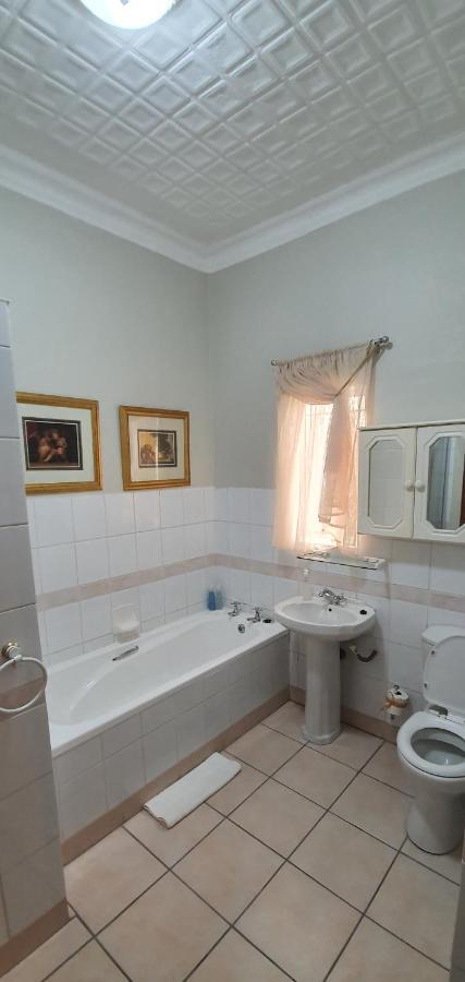 Acacia Westdene B&B Bloemfontein Exteriér fotografie