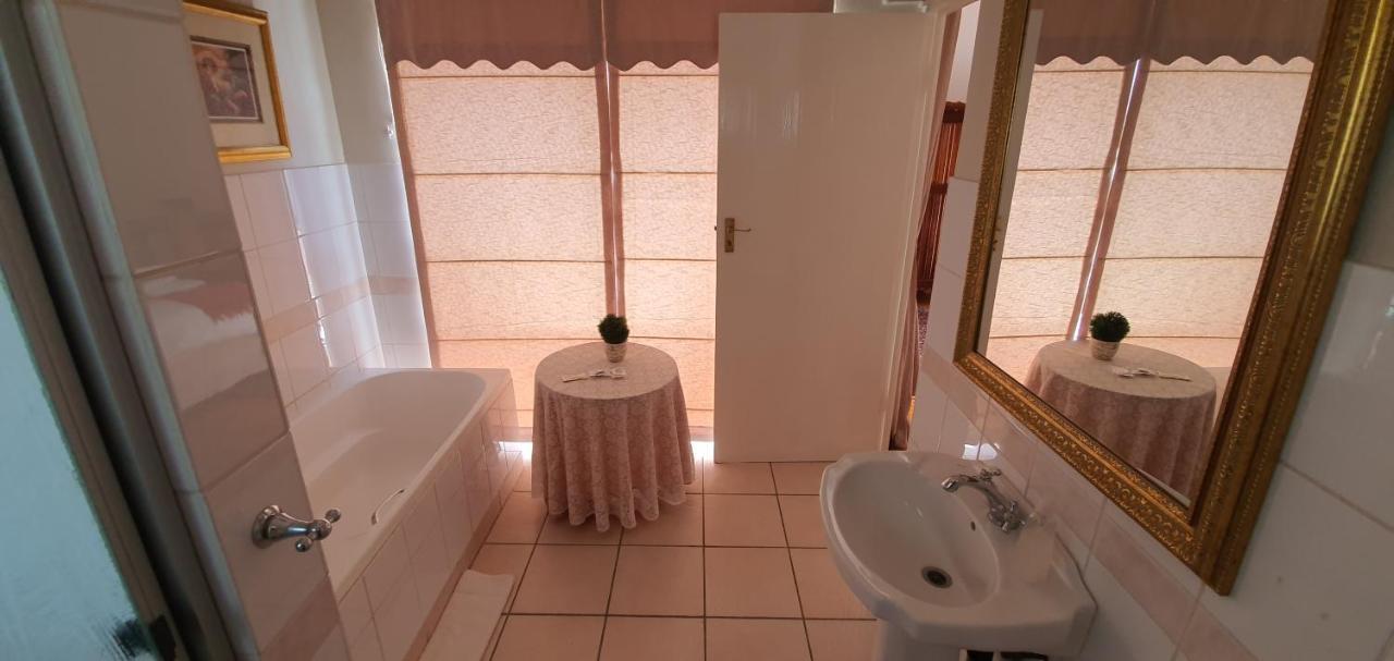Acacia Westdene B&B Bloemfontein Exteriér fotografie